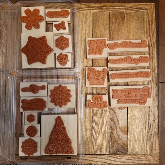 Large Lot of Christmas Stamps - Picture 5 of 5